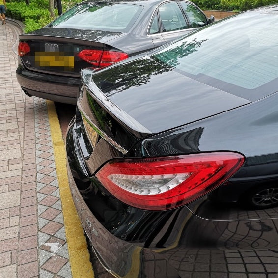 For Mercedes W218 CLS Spoiler 2011 2018