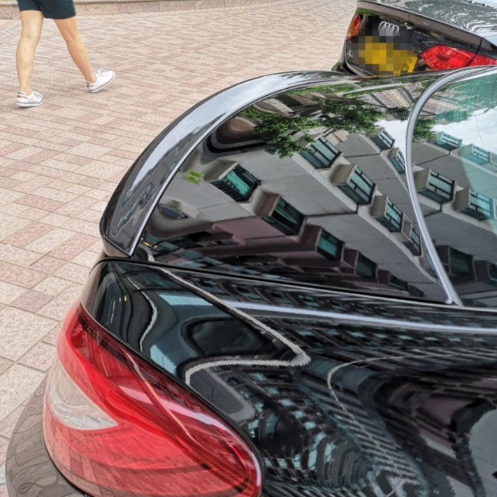 For Mercedes W218 CLS Spoiler 2011 2018