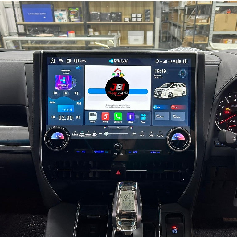 Toyota AGH30 Alphard Vellfire DYNAVIN DM40 Pro 15inch Android player
