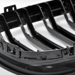 For BMW E90 318i 320i 325i M PERFORMANCE GRILL 2005-2011