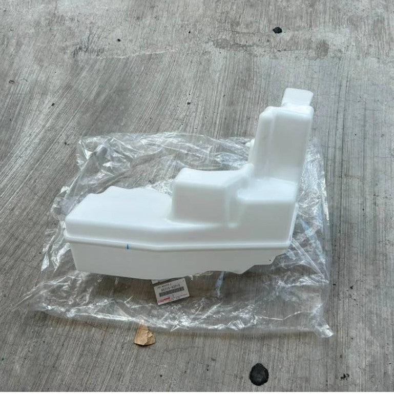 Toyota Alphard Vellfire 40 Series AGH40 AAHH40 Genuine Toyota Wiper reservoir pump 85315-V2010 85330-16200