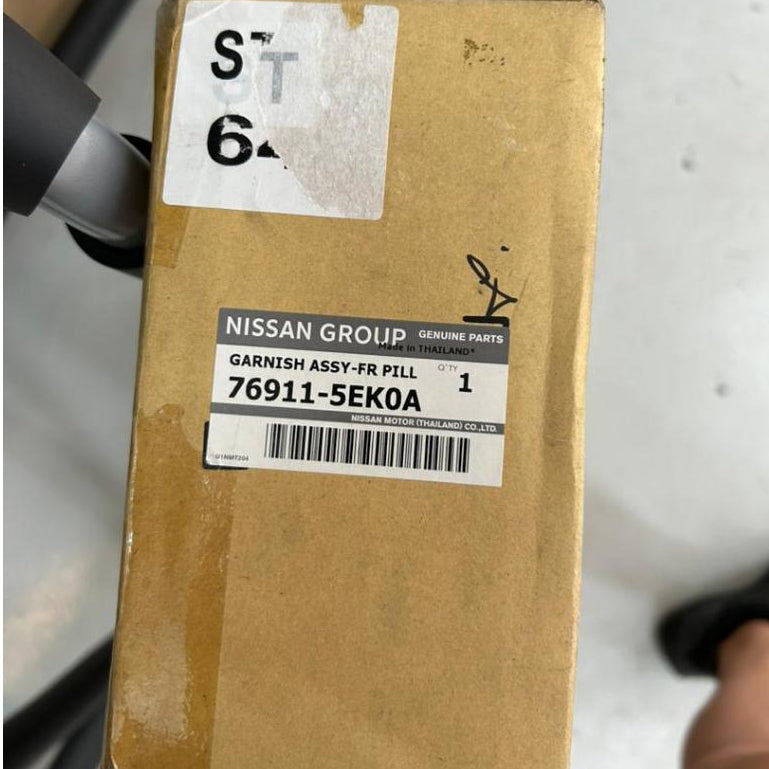 Ori Nissan Almera A pillar Garnish Pillar 76911-5EK0A 76912-5EK0A