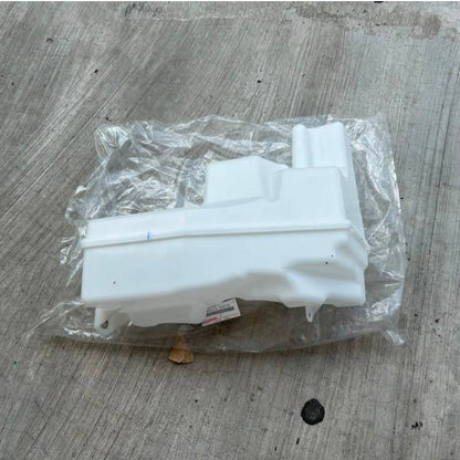 Toyota Alphard Vellfire 40 Series AGH40 AAHH40 Genuine Toyota Wiper reservoir pump 85315-V2010 85330-16200