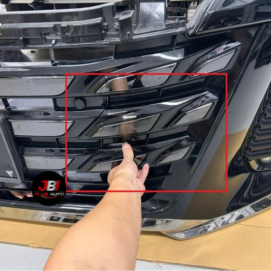 Toyota Vellfire TAHA40/AGH40 Original Front Bumper Towing Cover