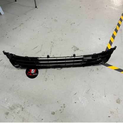 Toyota Vellfire TAHA40W-PFZTT Front Bumper Lower Center Grille Original Japan Part Number 53102-V2120